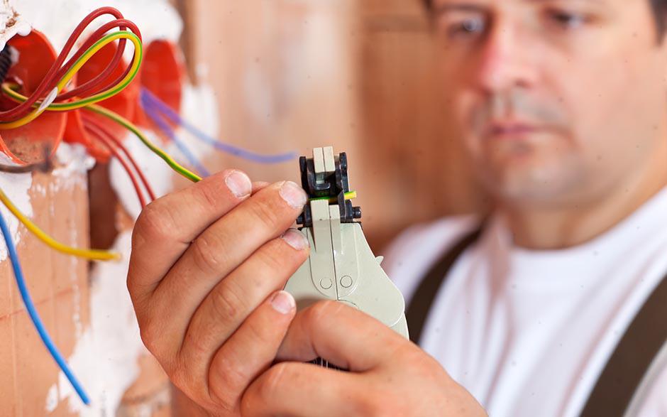 recherche électricien bâtiment Cergy